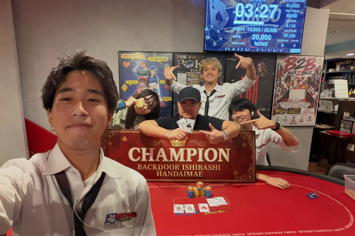 BACKDOOR石橋阪大前店の店内・ゲームの様子