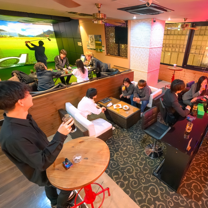 Golf Poker Bar ALLIN ONE 千葉の公式HP掲載写真