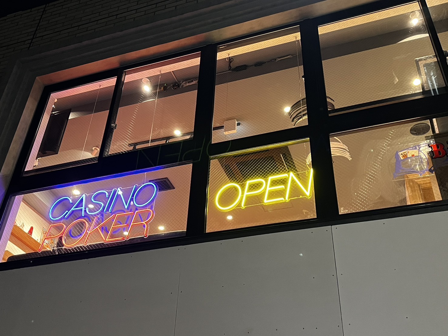BACKDOOR中目黒店の公式HP掲載写真