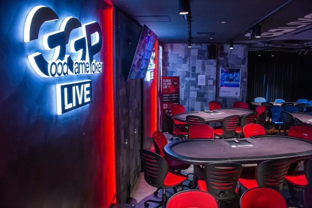 GGPL渋谷のポーカールーム