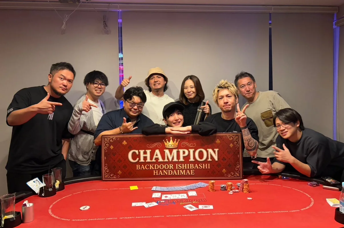 BACKDOOR石橋阪大前店の店内・ゲームの様子