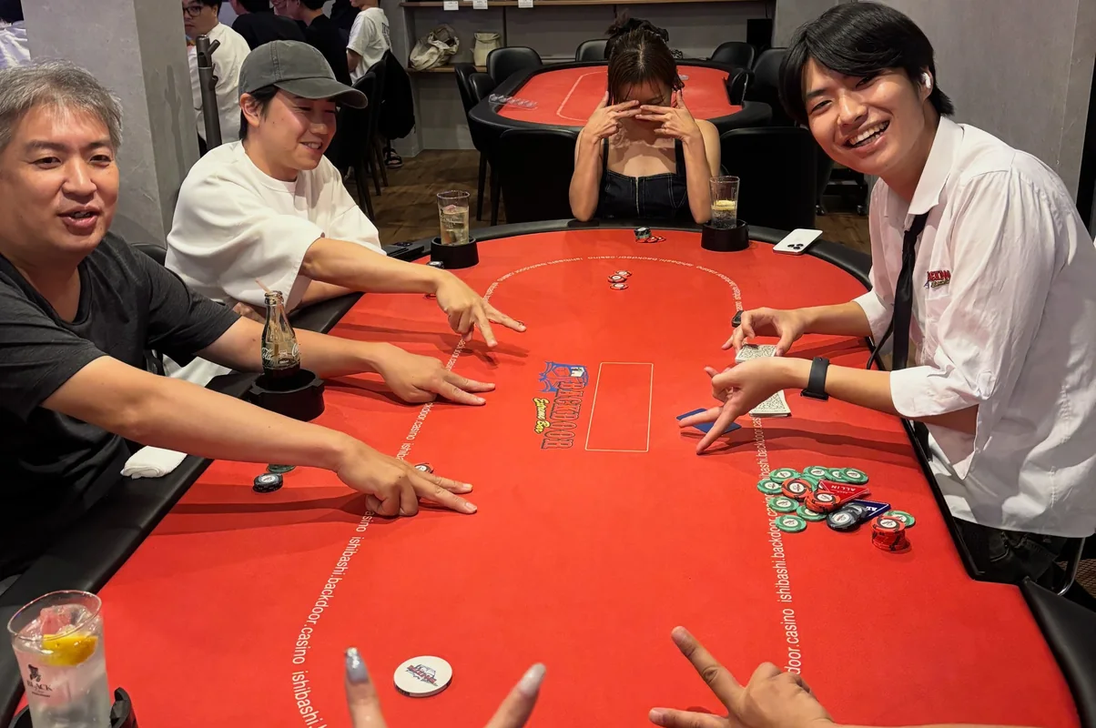 BACKDOOR石橋阪大前店の店内・ゲームの様子