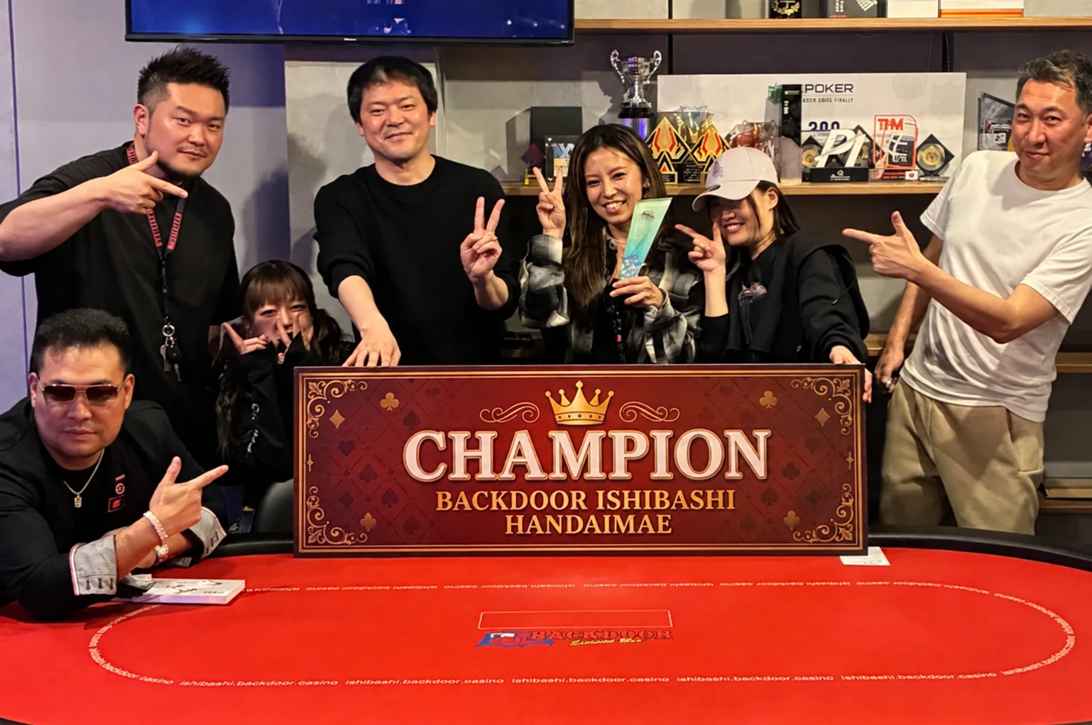 BACKDOOR石橋阪大前店の店内・ゲームの様子